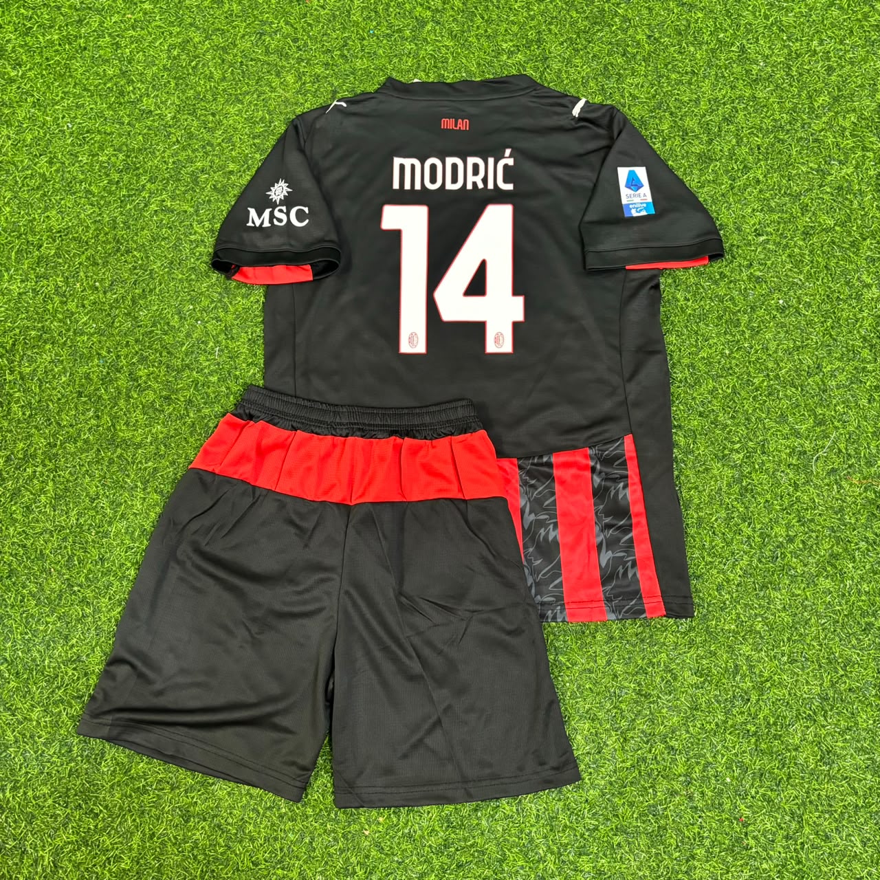 Luka Modric Milan New Season Jersey Home Kids Kit Soccer Shirt Trikot Soccer Shirt