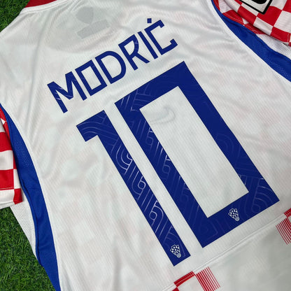 Luka Modrić Croatia 2026 World Cup Home Football Jersey