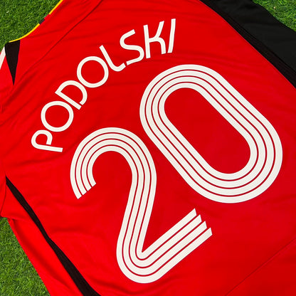 Maillot de football rétro rouge et noir Lukas Podolski Allemagne Coupe du Monde 2006 Extérieur