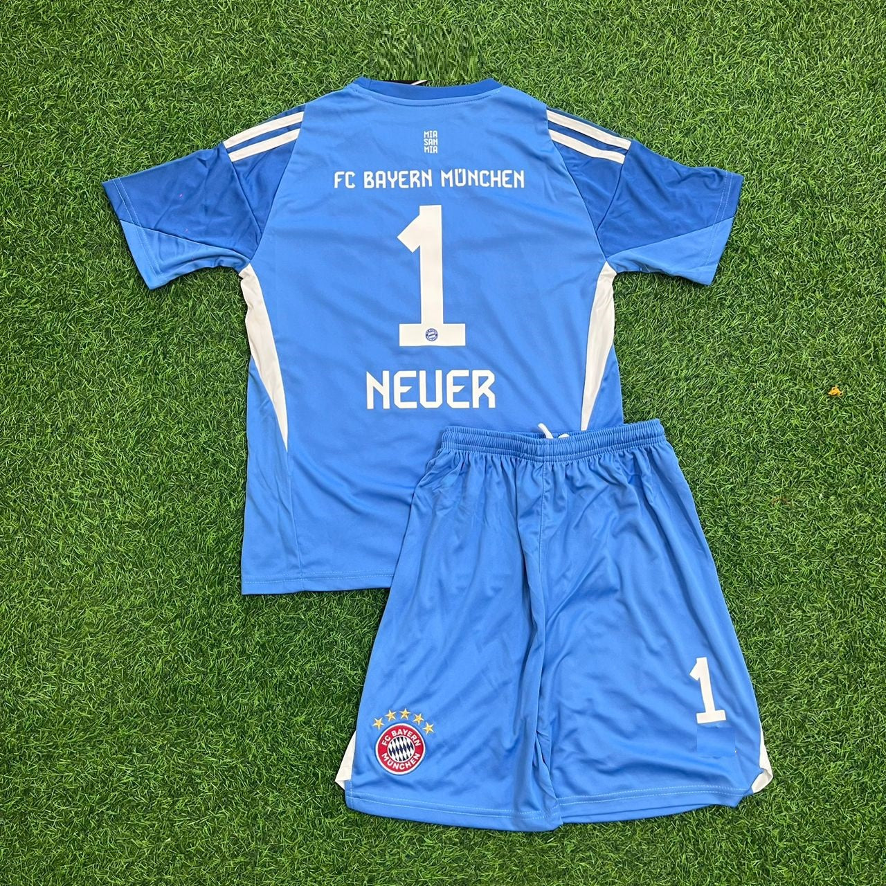 Manuel Neuer Bayern Munich Goalkeeper Football Jersey Kit