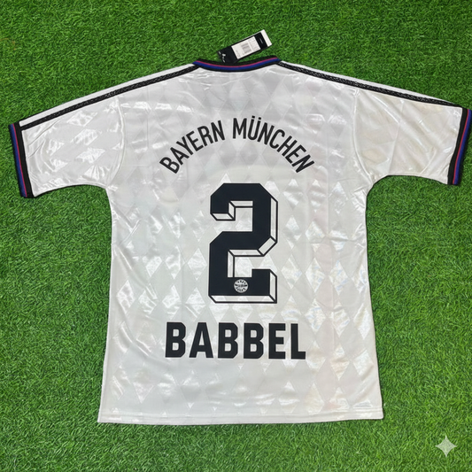 Markus Babbel Bayern Munich 1997–1998 Away White Retro Football Jersey Kit