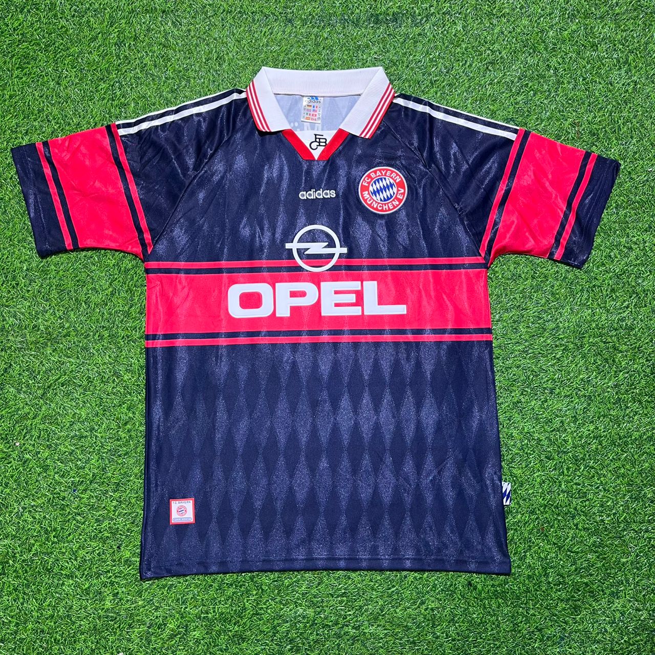 Mario Basler 14 Bayern Munich Retro 1997/99 Jersey Trikot