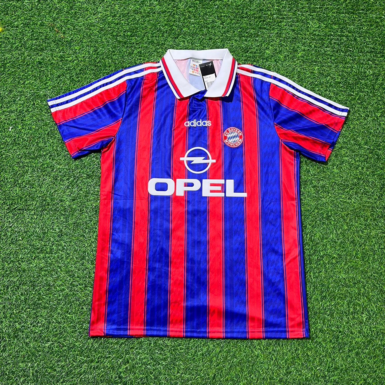 Mario Basler Bayern Munich 1995–1997 Maillot de football rétro