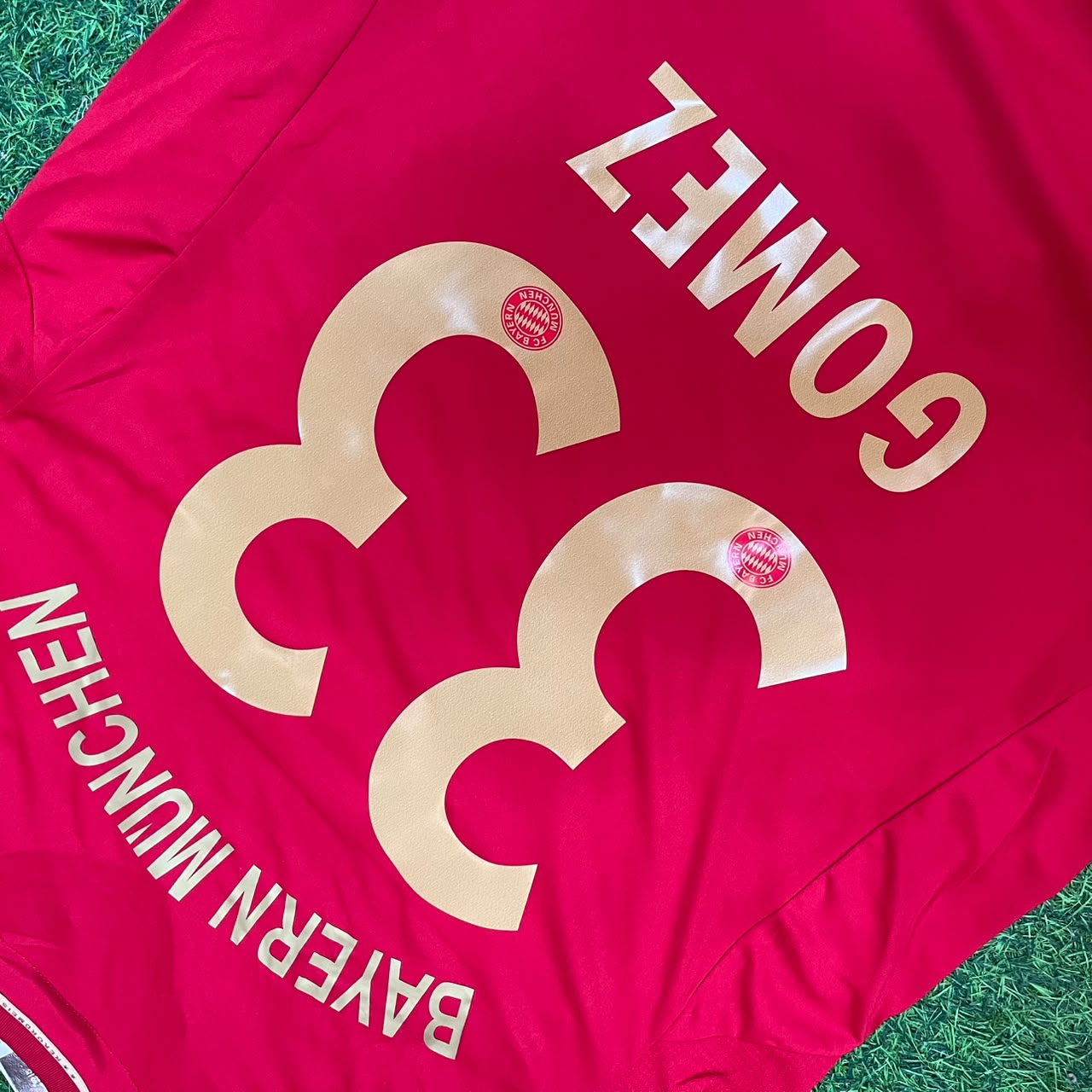 Mario Gómez #33 Bayern Munich 2011-2013 Football Jersey