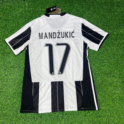 Mario Mandzukic Juventus 2016/17 Home Retro Football Jersey Kit