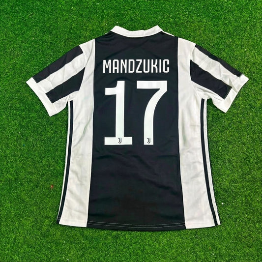Mario Mandžukić #17 Juventus 2017-2018 Retro Football Jersey