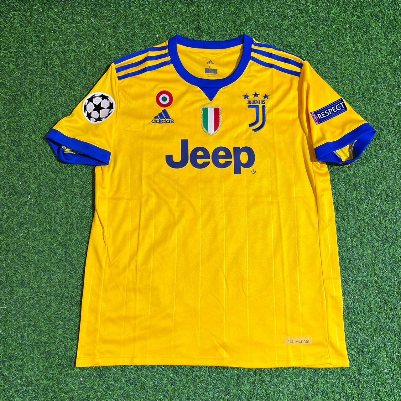 Mario Mandzukic Juventus 2017-2018 Yellow Retro Football Jersey