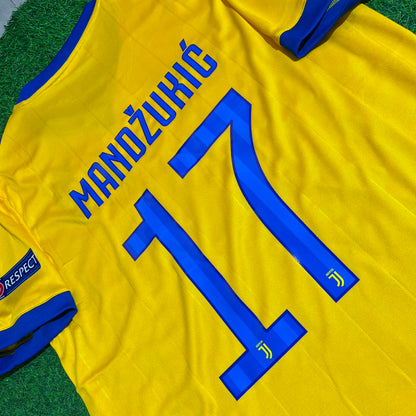 Mario Mandzukic Juventus 2017-2018 Yellow Retro Football Jersey