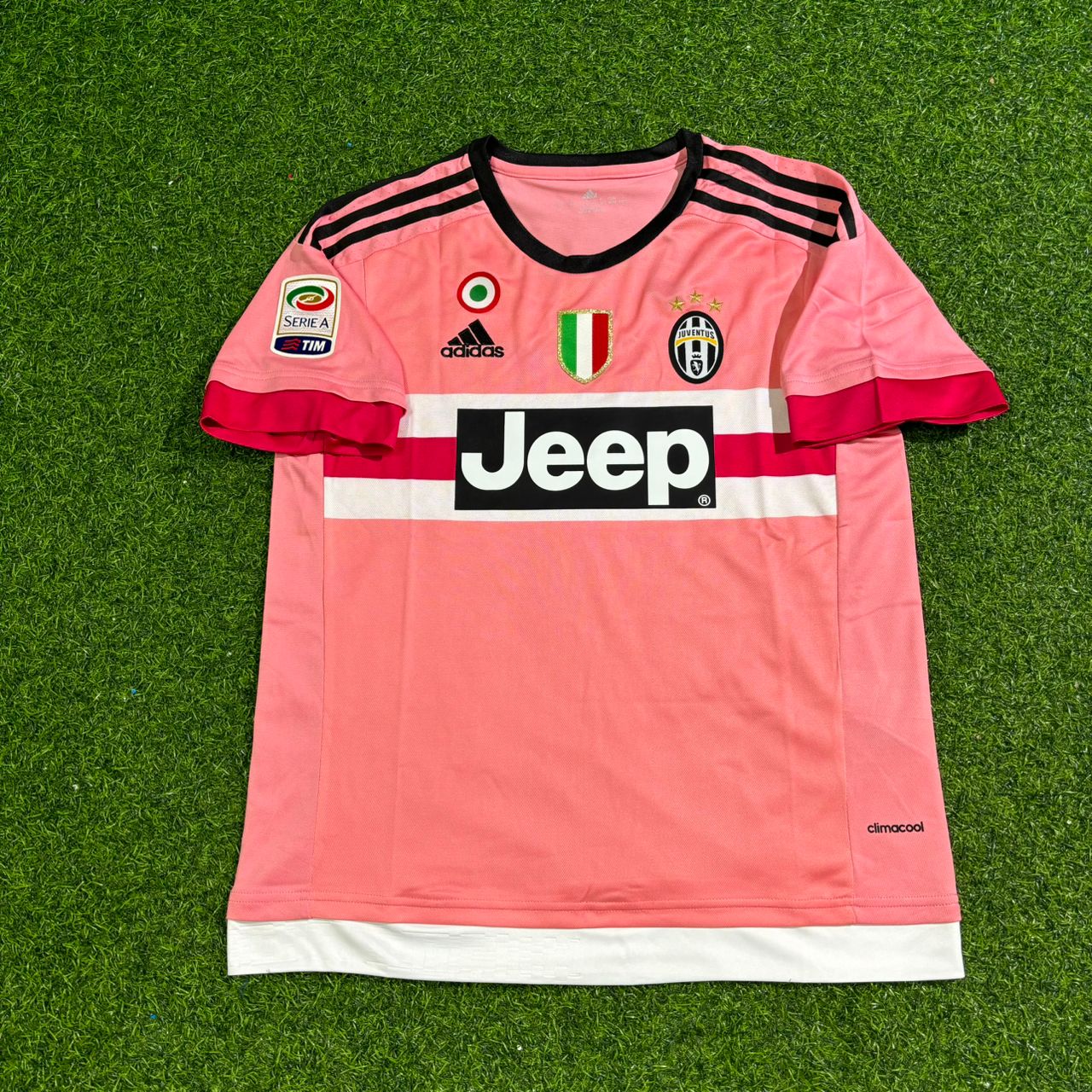 Mario Mandzukic Juventus Retro Pink 2015-2016 Jersey Trikot