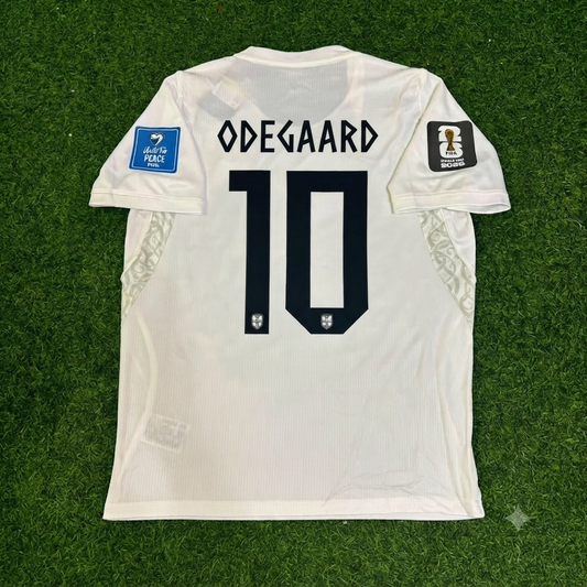 Martin Ødegaard #10 Norway 2026 World Cup White Football Jersey