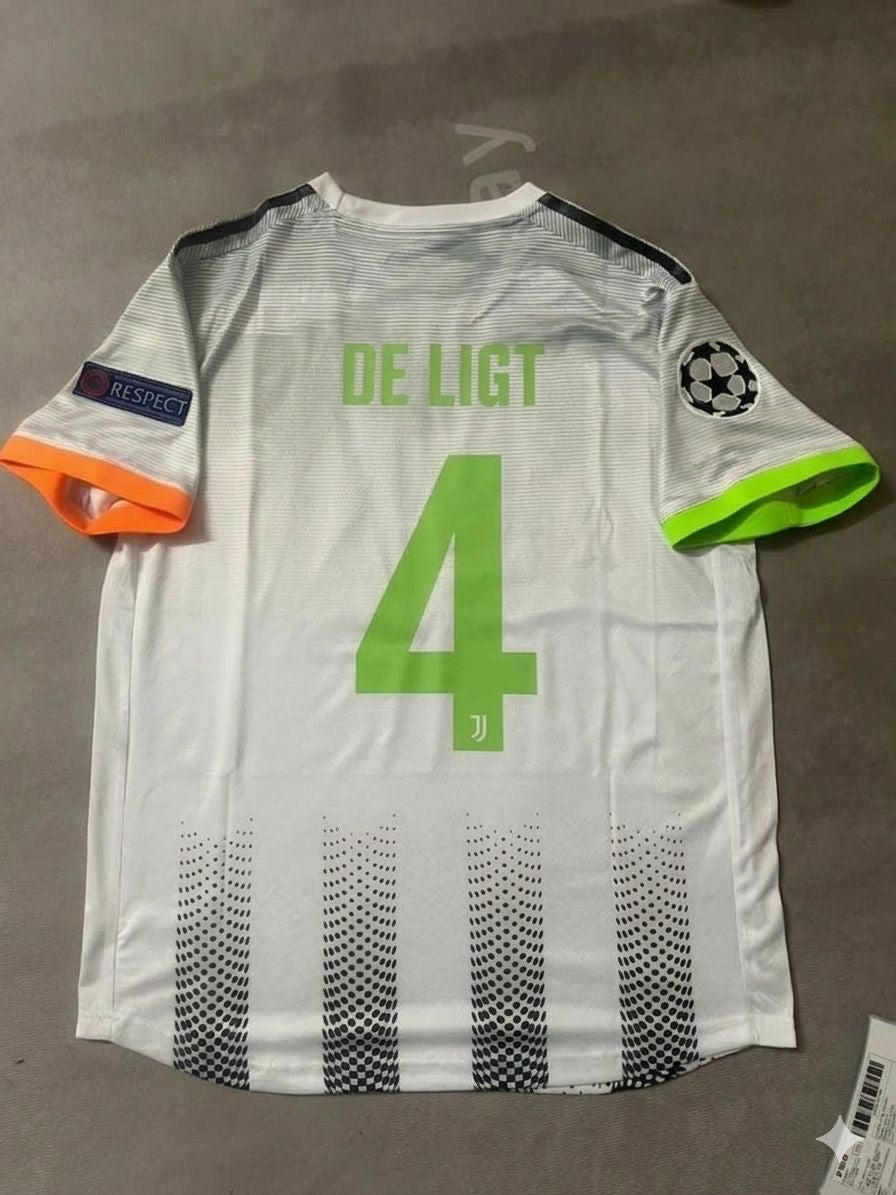 Matthijs De Ligt 4– Juventus 2019-20 Home Jersey | Retro Kit | Maillot | Trikot