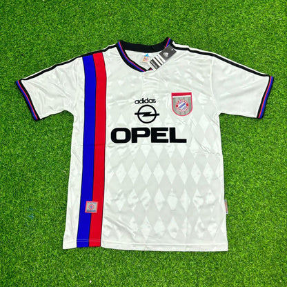 Mehmet Scholl Bayern Munich 1997-1998 Away White Retro Football Jersey Kit