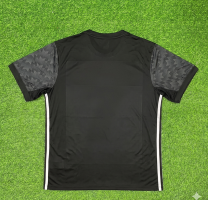 Manchester United 2017-2018 Black Retro Football Jersey