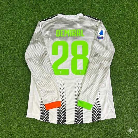 Merih Demiral #28 Juventus 2019-2020 Long Sleeve Retro Football Jersey