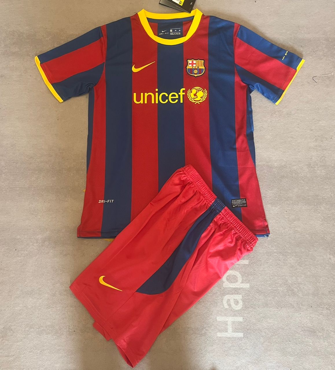 Lionel Messi Barcelona Kids Kit Kindertrikot Maillot Enfant Kindertrui (Ages 3-13)