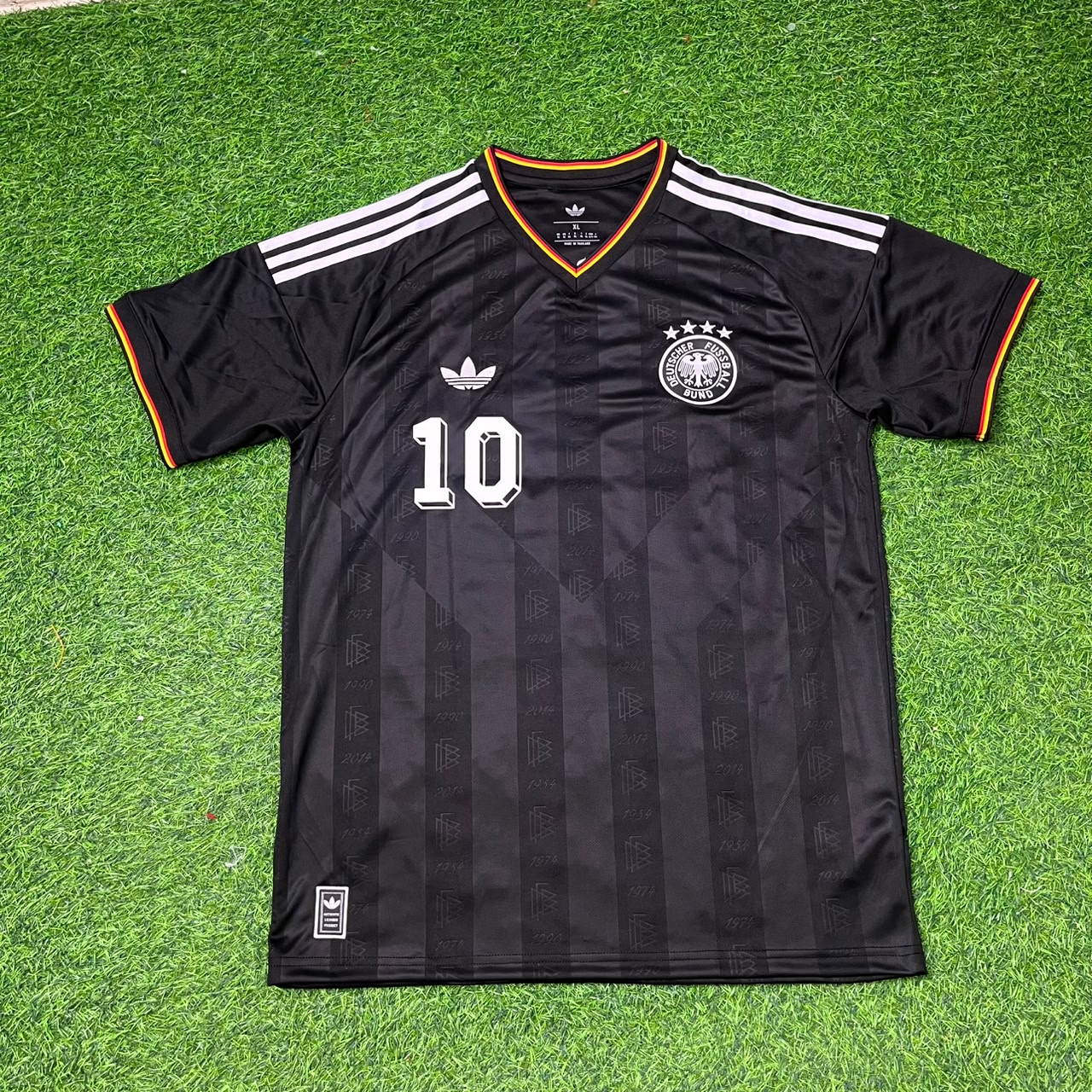 Mesut Özil 10 Germany Black Retro Football Jersey