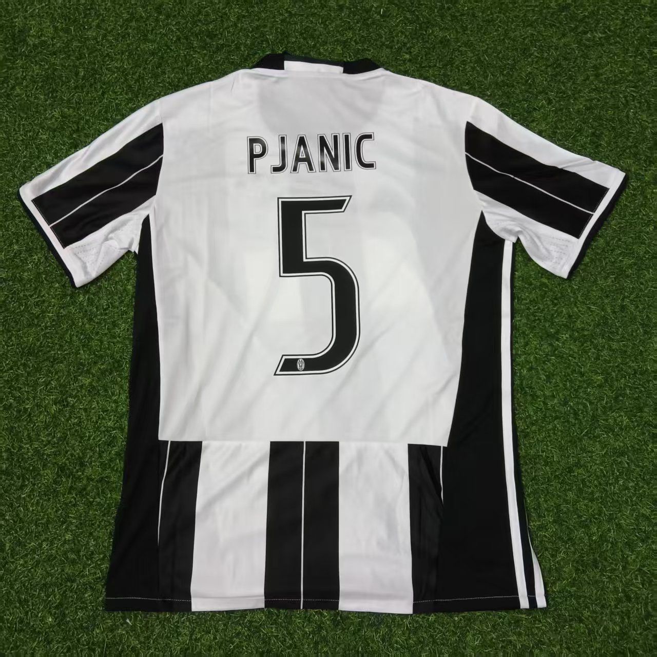 miralem-pjanic-juventus-2016-
