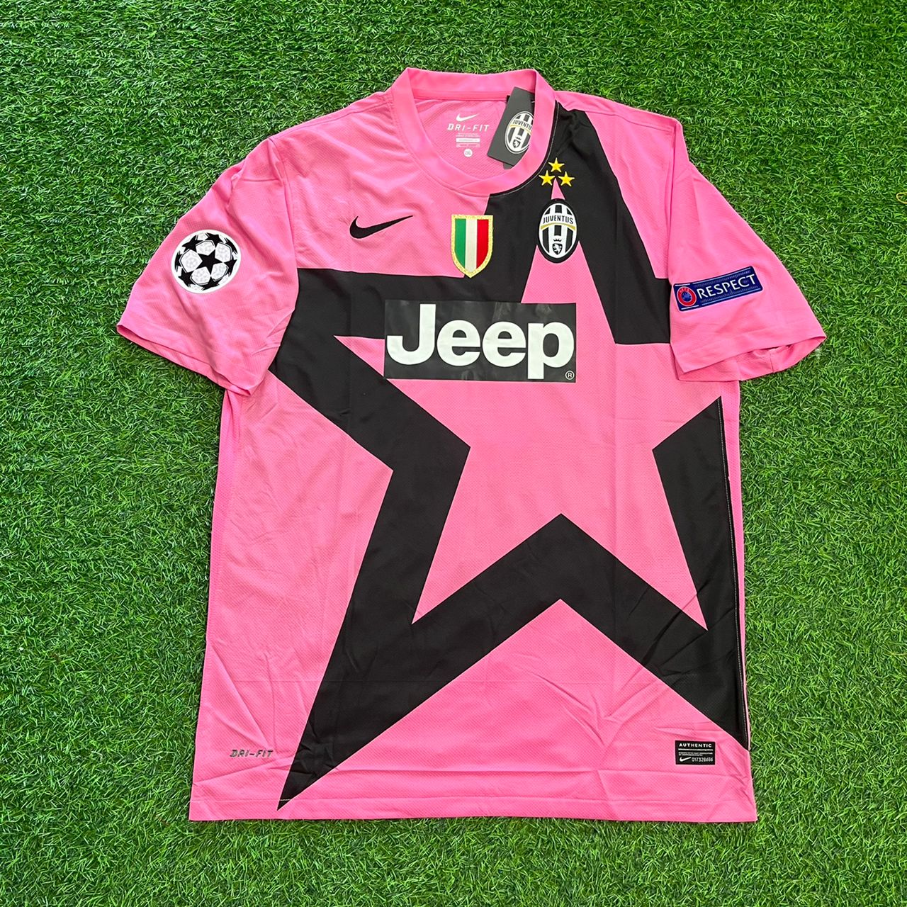 Mirko Vucinic Juventus Pink 2012 2013 Season Retro Jersey Soccer Shirt