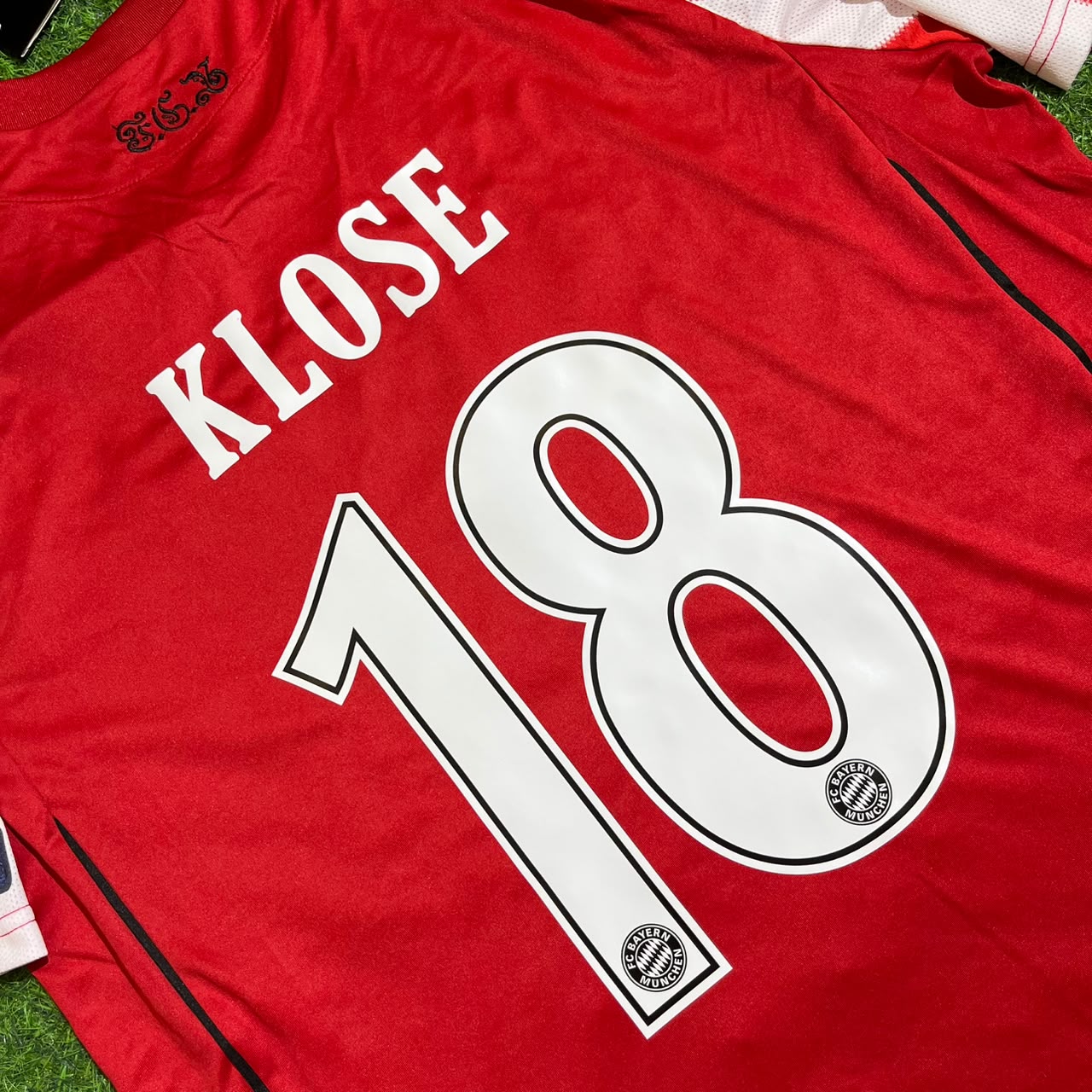 Miroslav Klose Bayern Munich 2010/11 Home Jersey Trikot