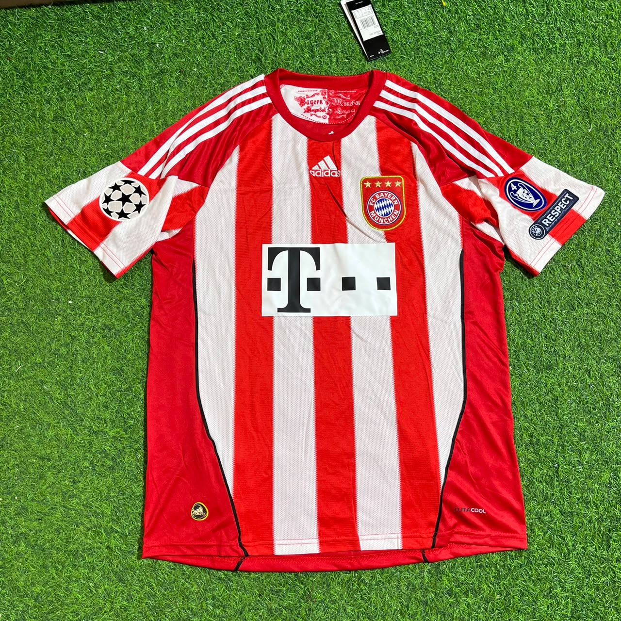 Miroslav Klose Bayern Munich 2010/11 Home Jersey Trikot