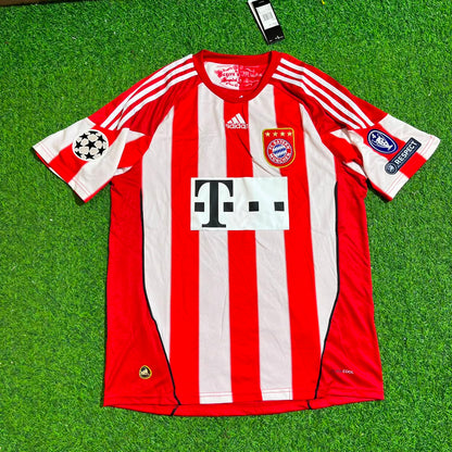 Miroslav Klose Bayern Munich 2010/11 Home Jersey Trikot