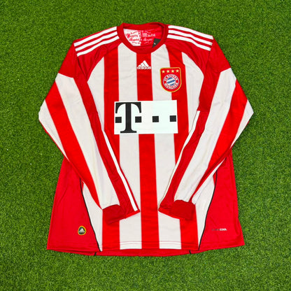 Miroslav Klose FC Bayern Munich 2010/11 Red Retro Trikot Jersey Trikot Soccer Shirt