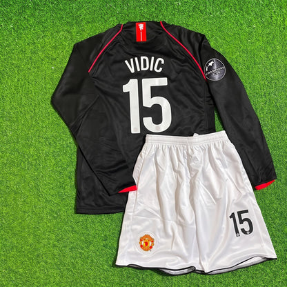 Nemanja Vidić Manchester United 2007/2008 CL Patch Black KIDS Retro Football Jersey Kit