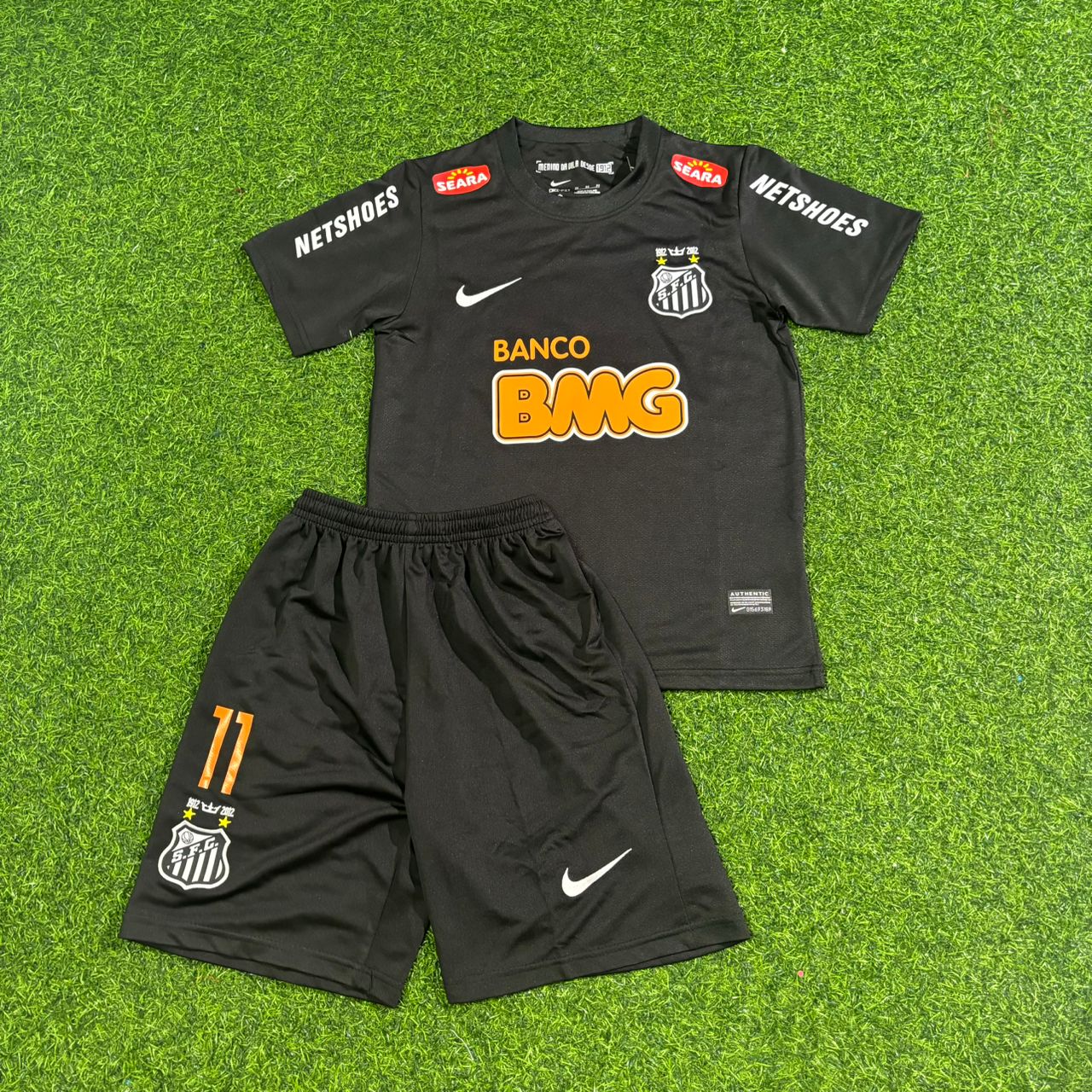 Neymar Jr #11 Santos Black Special Golden Font Kids Retro Football Jersey Kit