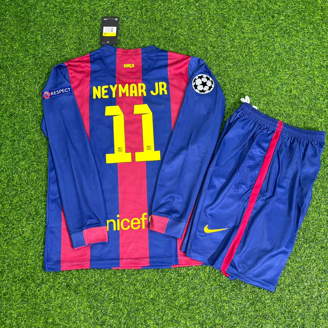 Maillot de football rétro à manches longues pour enfant, porté par Neymar Jr et le FC Barcelone, lors de la finale de la Ligue des champions 2015.