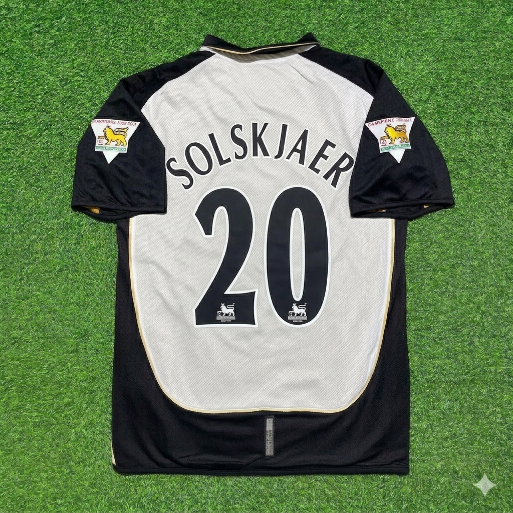 Ole Gunnar Solskjær #20 Manchester United 2001-2002 Reversible Retro Jersey