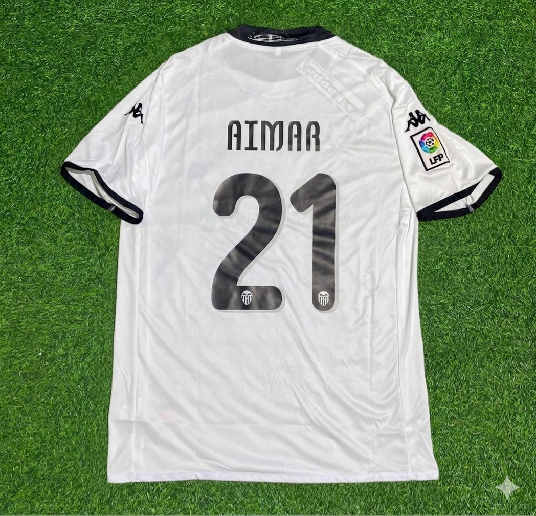 Pablo Aimar #21 Valencia White Retro Football Jersey