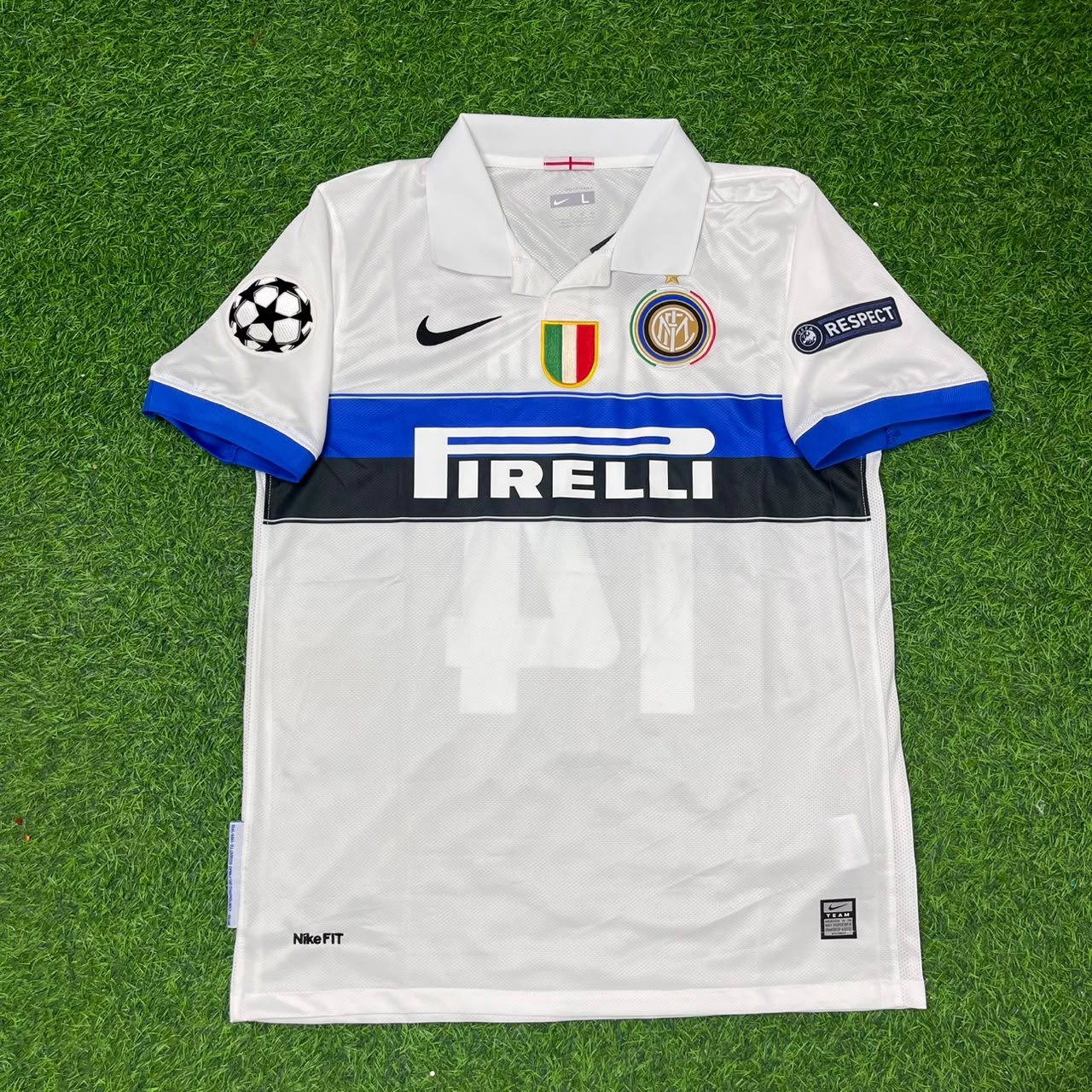 Patrick Vieira Inter 2009/2010 White Retro Football Jersey