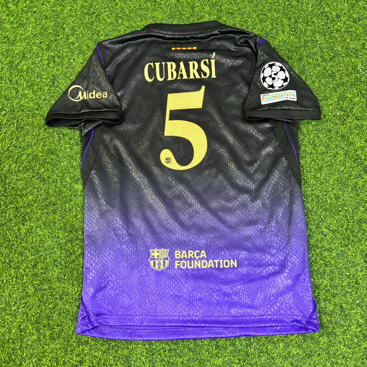 Pau Cubarsi #5 Barcelona 2027 Champions League Patch New Season Away Jersey Trikot Maillot Soccer Shirt