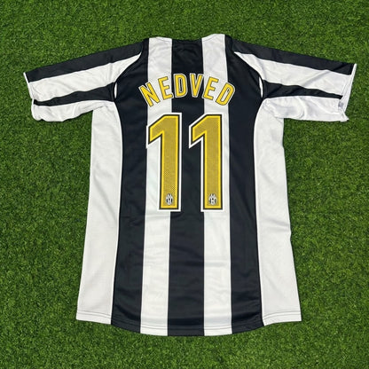 Pavel Nedvěd #11 Juventus 2004-2005 Black White Home Retro Football Jersey
