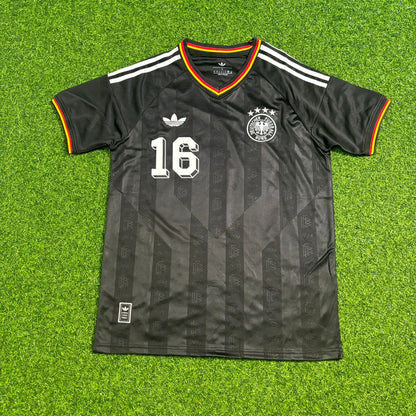 Philipp Lahm 16# Germany Black Retro Vintage Football Jersey