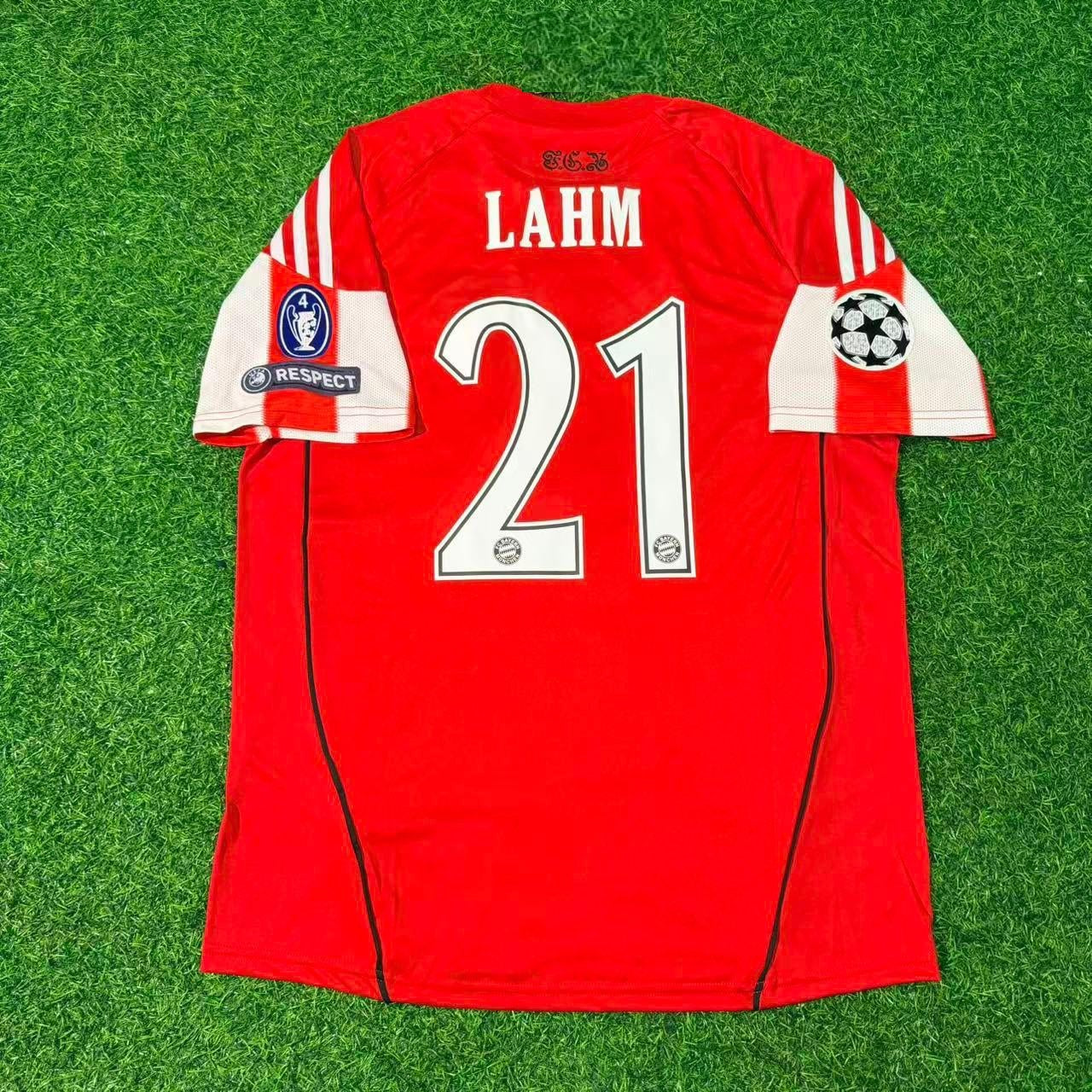 Philipp Lahm Bayern Munich 2010/11 Home Jersey Trikot