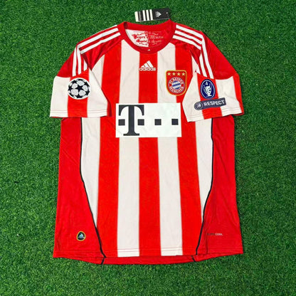 Philipp Lahm Bayern Munich 2010/11 Home Jersey Trikot