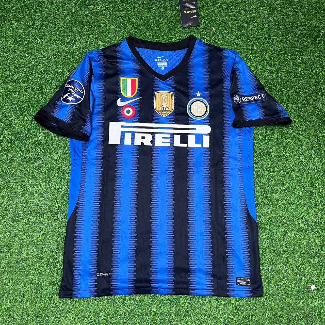 Philippe Coutinho Inter 2011/2012 Football Jersey