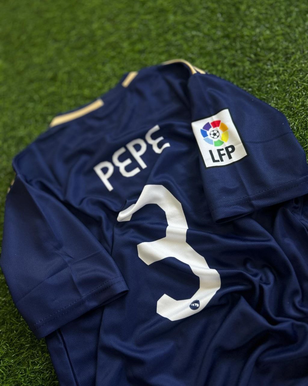 Pepe Real Madrid Marineblaues Retro-Trikot