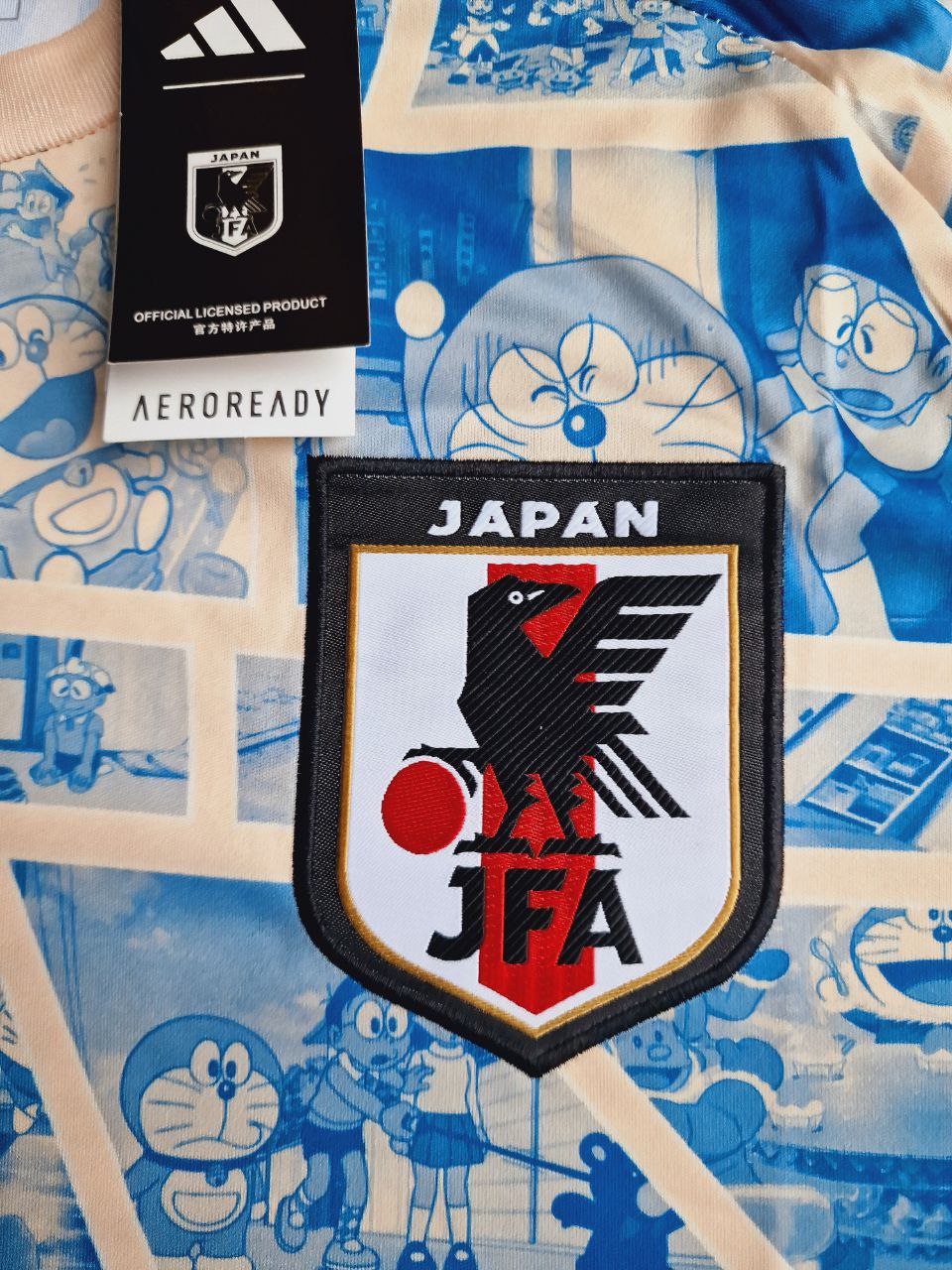 Japanisches Anime-Fußballtrikot