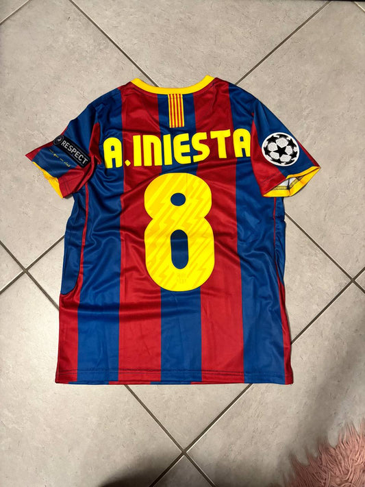 Andres Iniesta Barcelona 2010 Retro Jersey