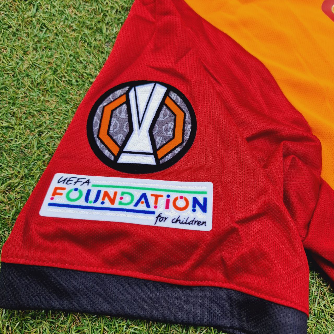 Galatasaray Osimhen Yeni Sezon UEFA Patch Sari Kirmizi 2025 Season Trikot Forma