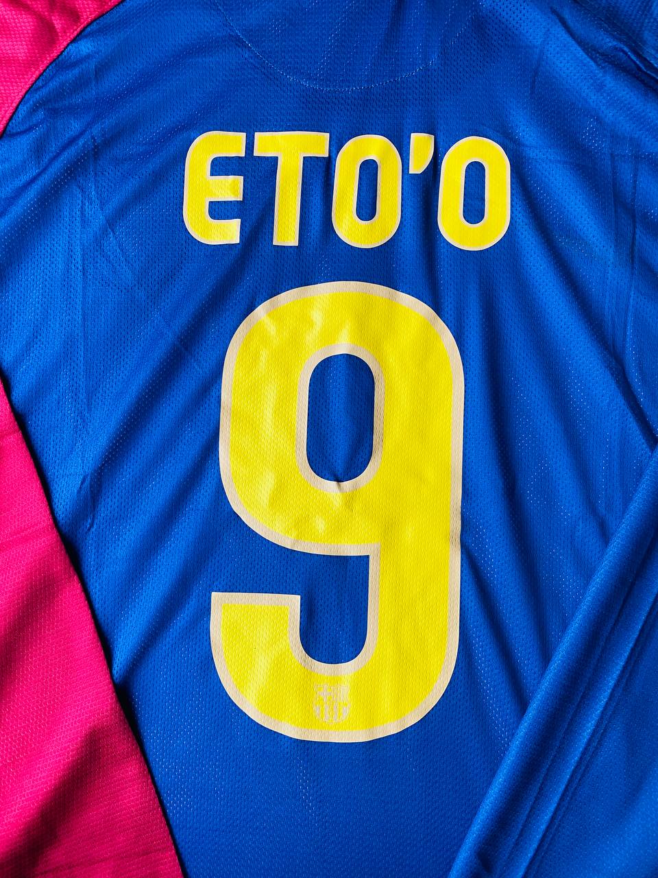 Samuel Eto'o Barcelona Retro Football Jersey