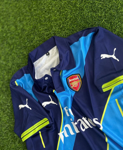 Mesut Ozil Arsenal Retro Jersey