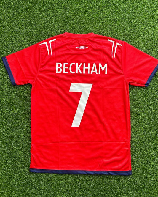David Beckham England-Retrotrikot in Rot und Weiß