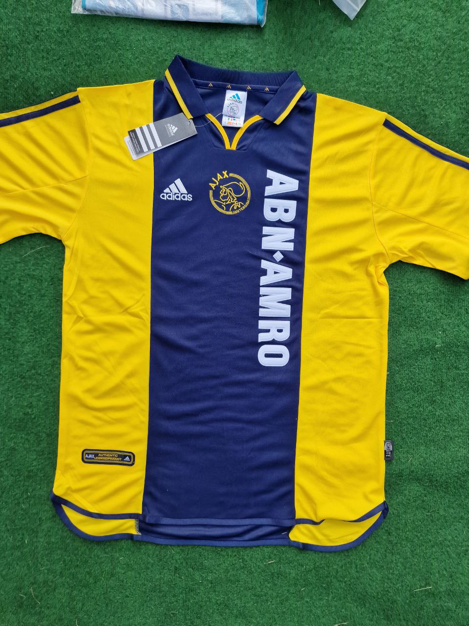 AFC Ajax Retro 2000-2001 Season Football Jersey