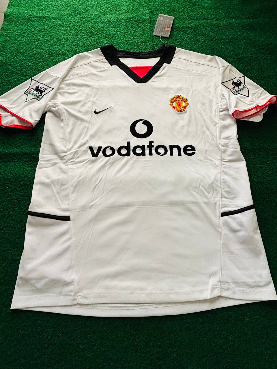 Diego Forlan Manchester United 2002 2004 Vodafone Sponsor Retro Jersey