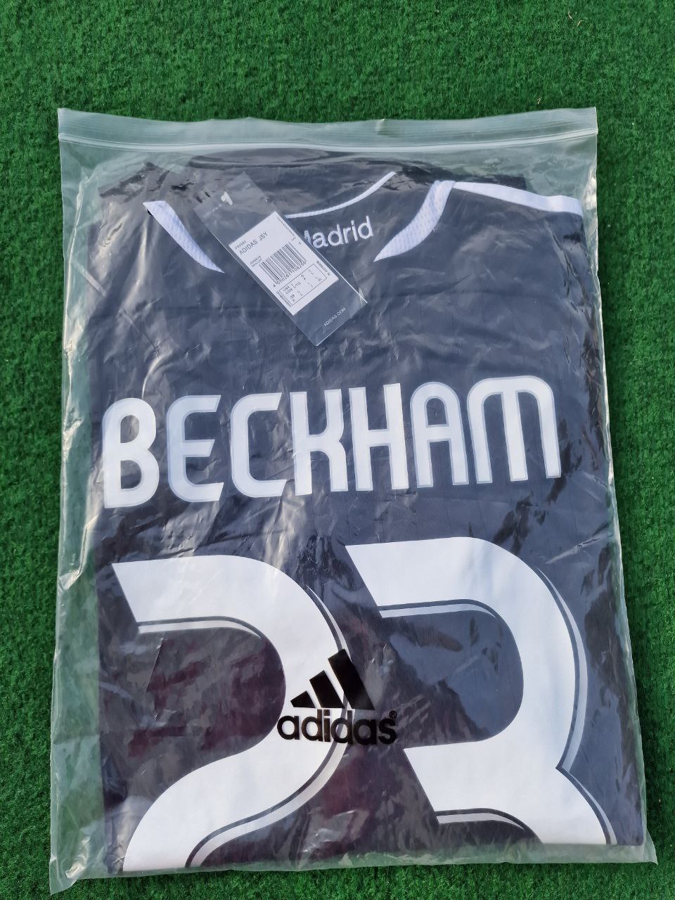 David Beckham Real Madrid 2006/07 Away Jersey - Retro Long Sleeve Edition