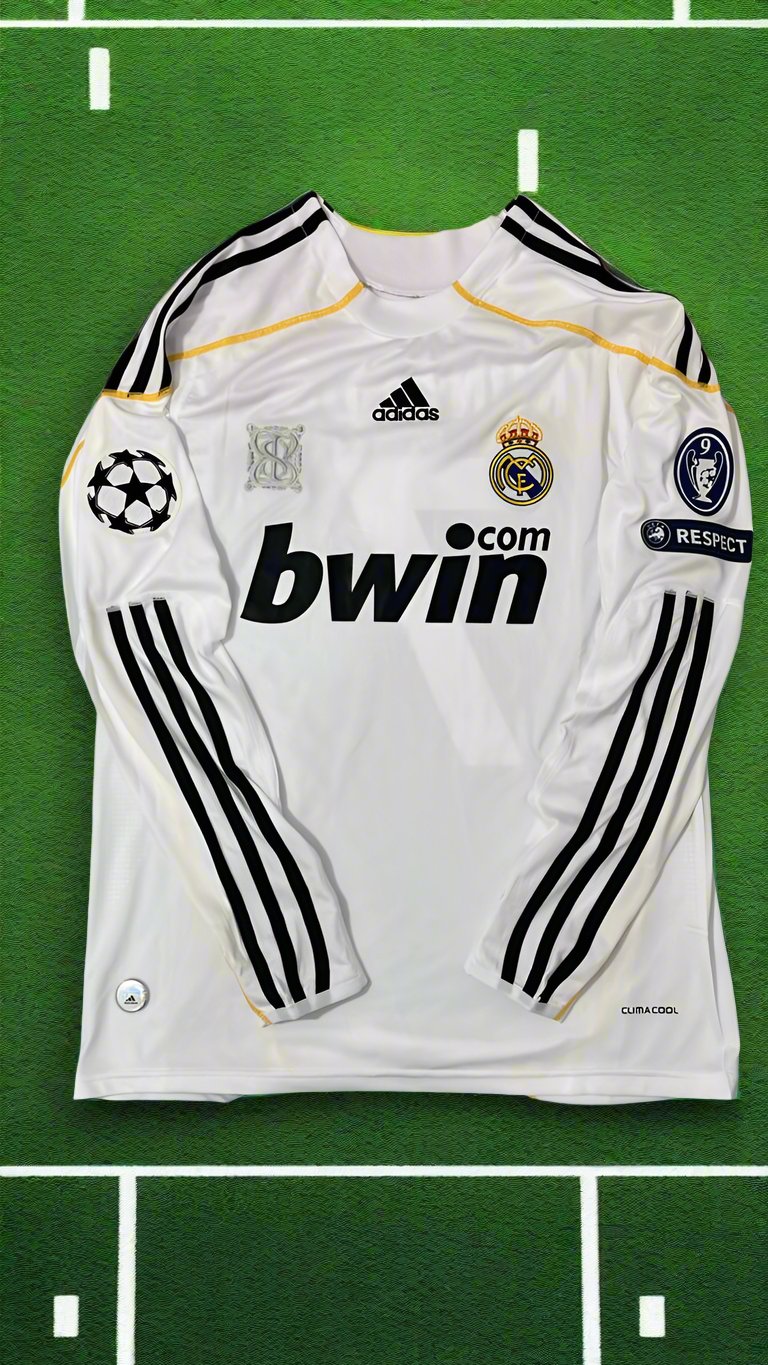 Cristiano Ronaldo Real Madrid White Retro Jersey Maillot Trikot Maglia