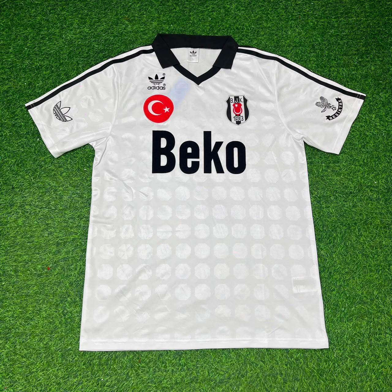 Ricardo Quaresma Beşiktaş Retro Football Jersey
